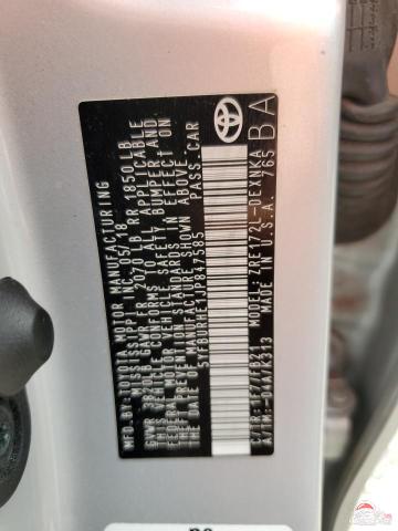 5YFBURHE1JP847585 2018 TOYOTA COROLLA photo no. 12