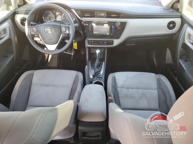 5YFBURHE8JP749931 2018 TOYOTA COROLLA photo no. 8