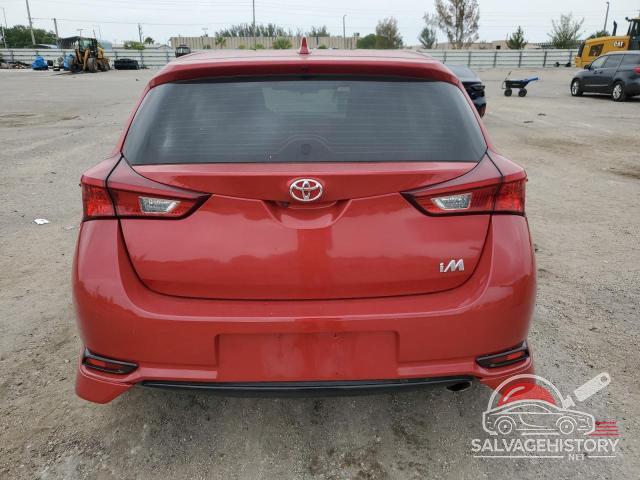 JTNKARJE2JJ565653 2018 TOYOTA COROLLA photo no. 6