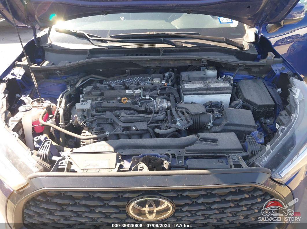 7MUCAABG7NV024896 2022 TOYOTA COROLLA CROSS photo no. 10