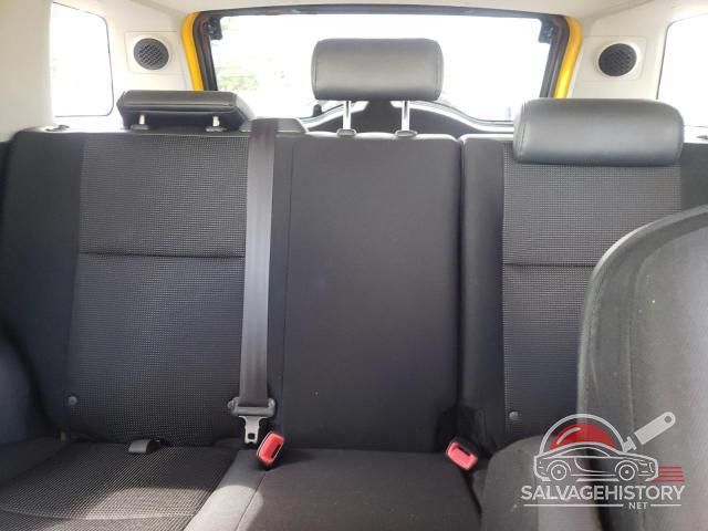 JTEBU11F570012530 2007 TOYOTA FJ CRUISER photo no. 10