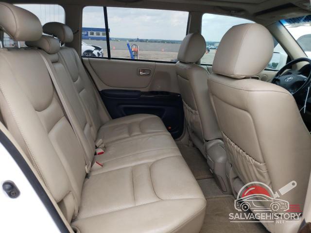 JTEHF21AX30102992 2003 TOYOTA HIGHLANDER photo no. 11