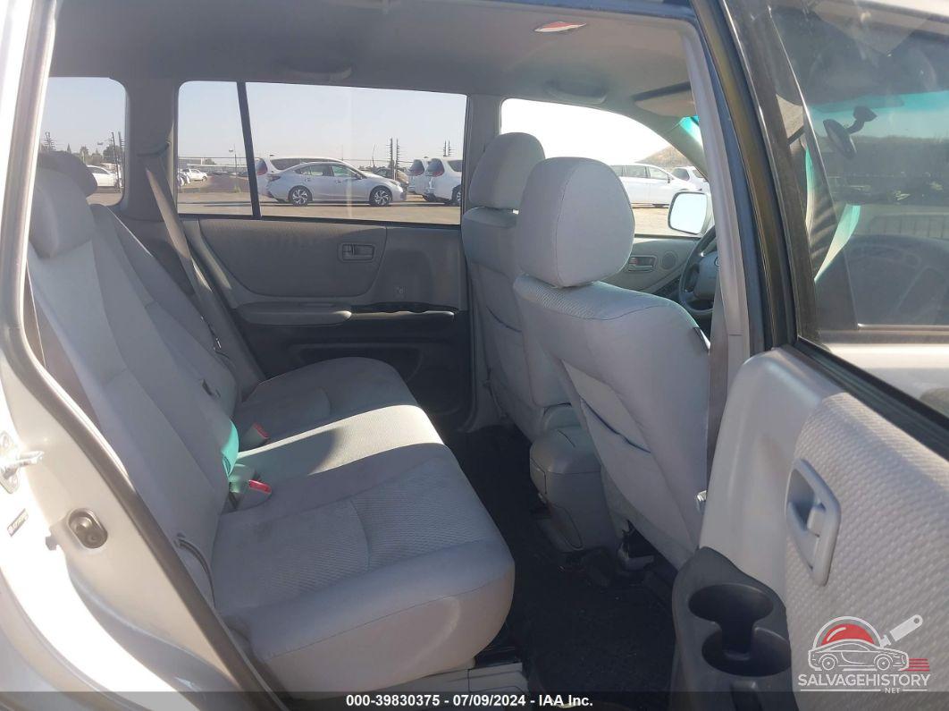 JTEDP21AX50068647 2005 TOYOTA HIGHLANDER photo no. 8