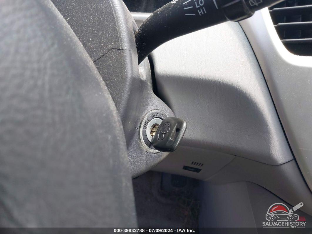 JTEGP21A950063730 2005 TOYOTA HIGHLANDER photo no. 11