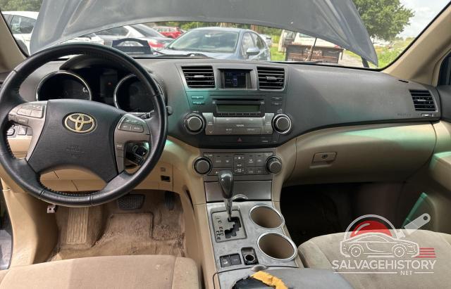 JTEES43A882034730 2008 TOYOTA HIGHLANDER photo no. 9