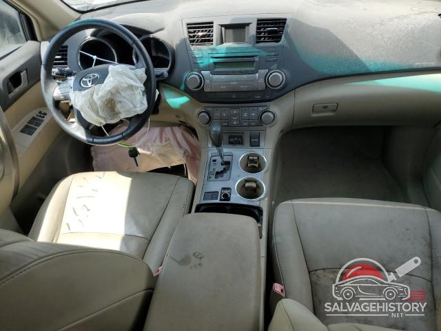 5TDKK3EH5AS007494 2010 TOYOTA HIGHLANDER photo no. 8