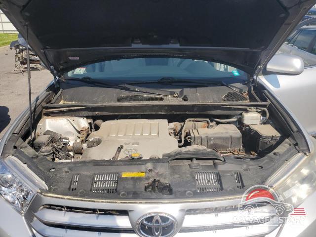 5TDBK3EHXDS275574 2013 TOYOTA HIGHLANDER photo no. 12