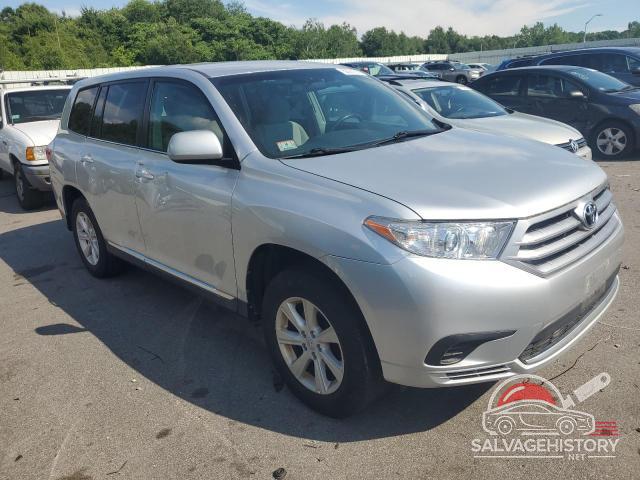 5TDBK3EHXDS275574 2013 TOYOTA HIGHLANDER photo no. 4