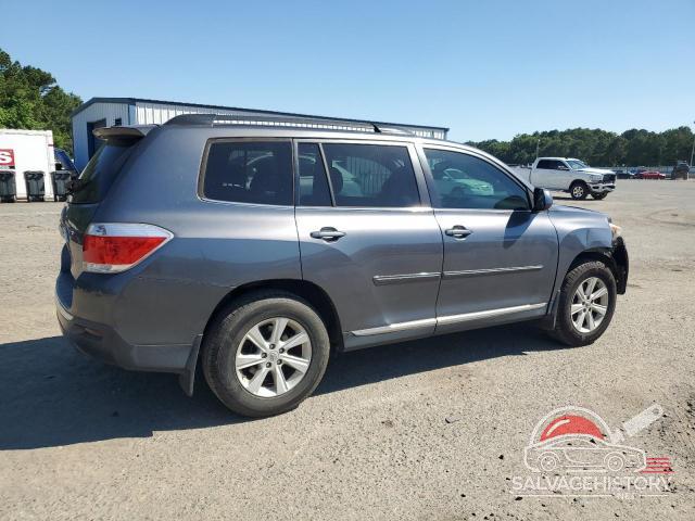 5TDZK3EH9DS134705 2013 TOYOTA HIGHLANDER photo no. 3