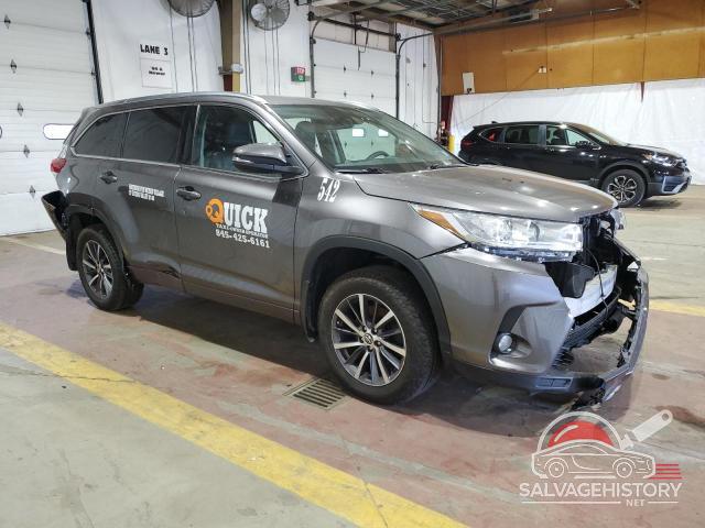 5TDJZRFH2HS481244 2017 TOYOTA HIGHLANDER photo no. 4