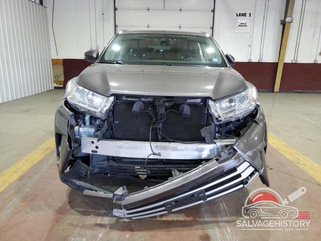5TDJZRFH2HS481244 2017 TOYOTA HIGHLANDER photo no. 5