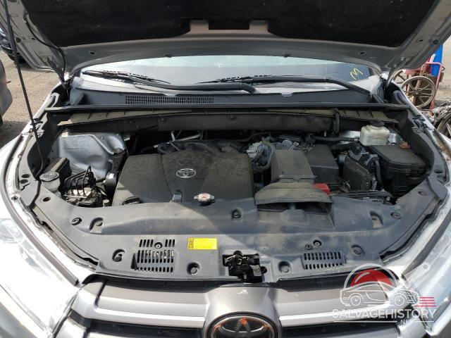 5TDBZRFH3JS876642 2018 TOYOTA HIGHLANDER photo no. 12