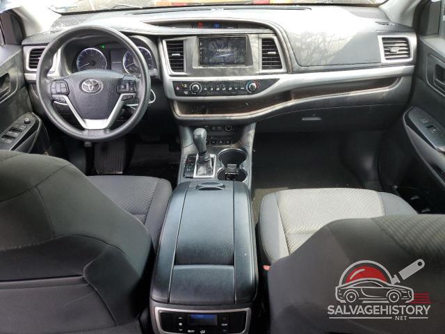 5TDBZRFH3JS876642 2018 TOYOTA HIGHLANDER photo no. 8