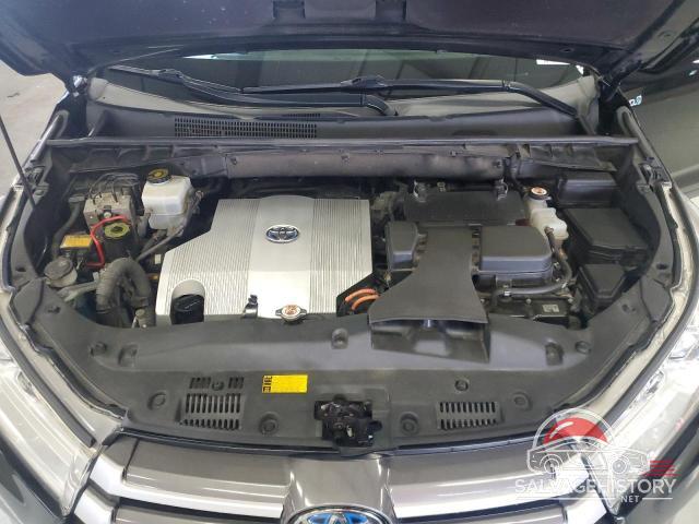 5TDJGRFH2KS058757 2019 TOYOTA HIGHLANDER photo no. 12