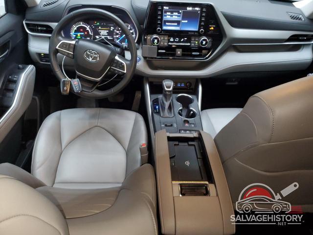 5TDGBRCH1NS555574 2022 TOYOTA HIGHLANDER photo no. 8