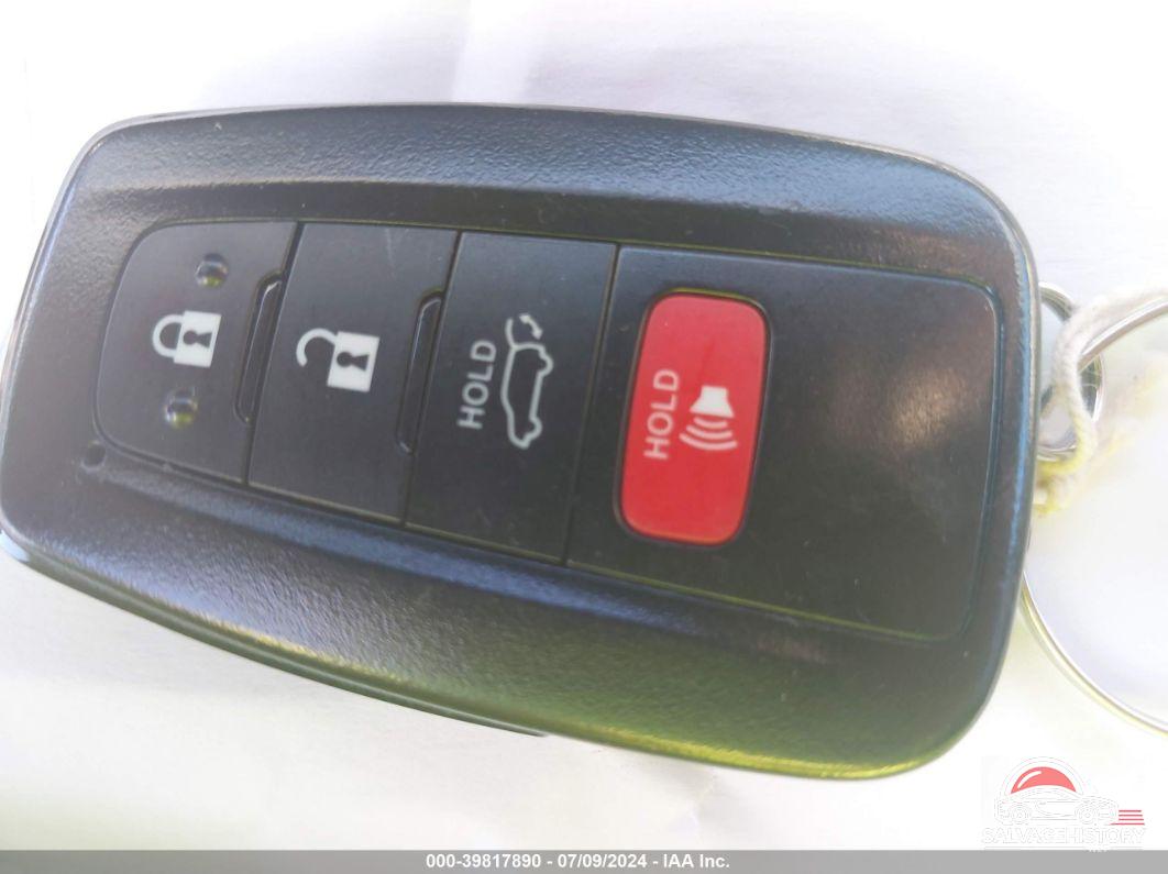 5TDGZRBH0NS588062 2022 TOYOTA HIGHLANDER photo no. 11