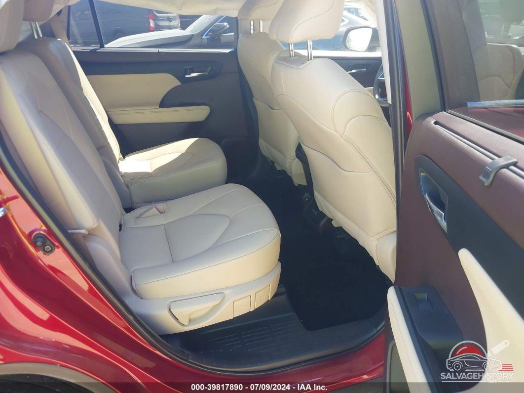 5TDGZRBH0NS588062 2022 TOYOTA HIGHLANDER photo no. 8
