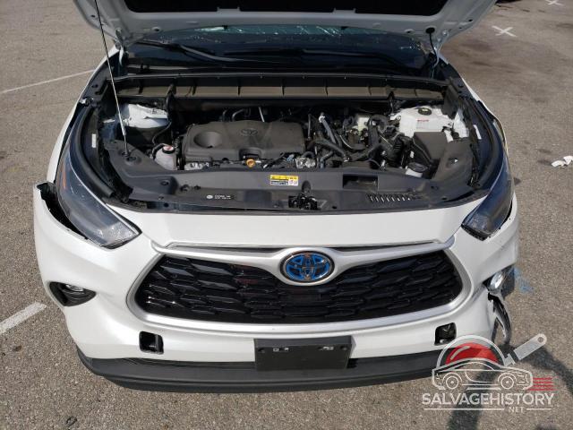 5TDKARAH3PS524345 2023 TOYOTA HIGHLANDER photo no. 12