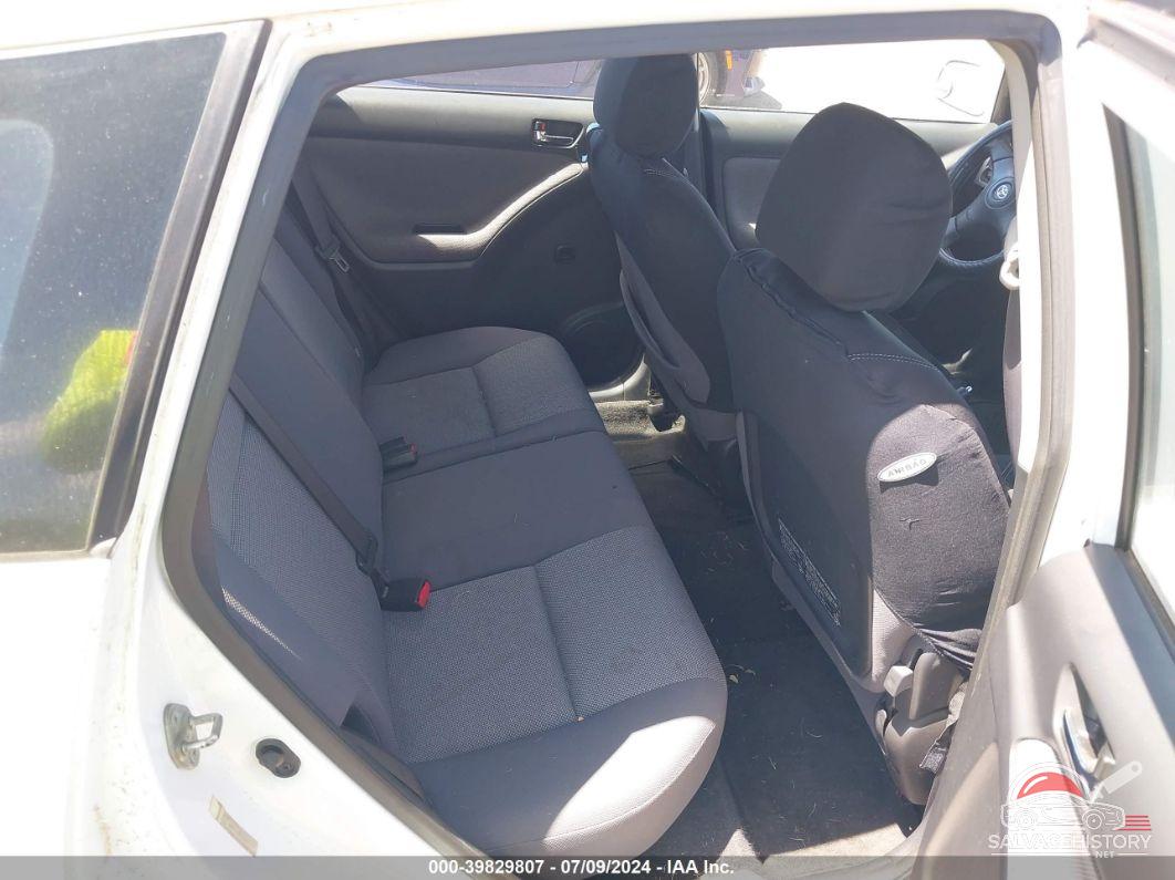 2T1KR32E33C050507 2003 TOYOTA MATRIX photo no. 8