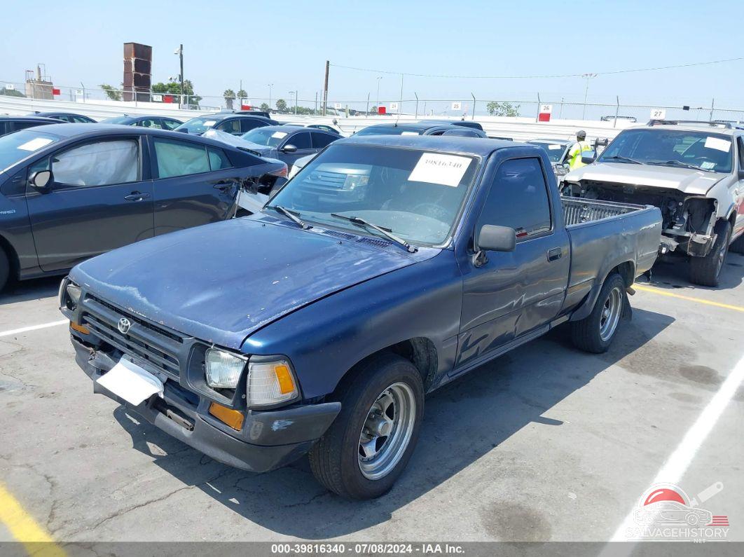 4TARN81A4SZ325324 1995 TOYOTA PICKUP photo no. 2
