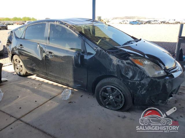 JTDKB22UX40047928 2004 TOYOTA PRIUS photo no. 4