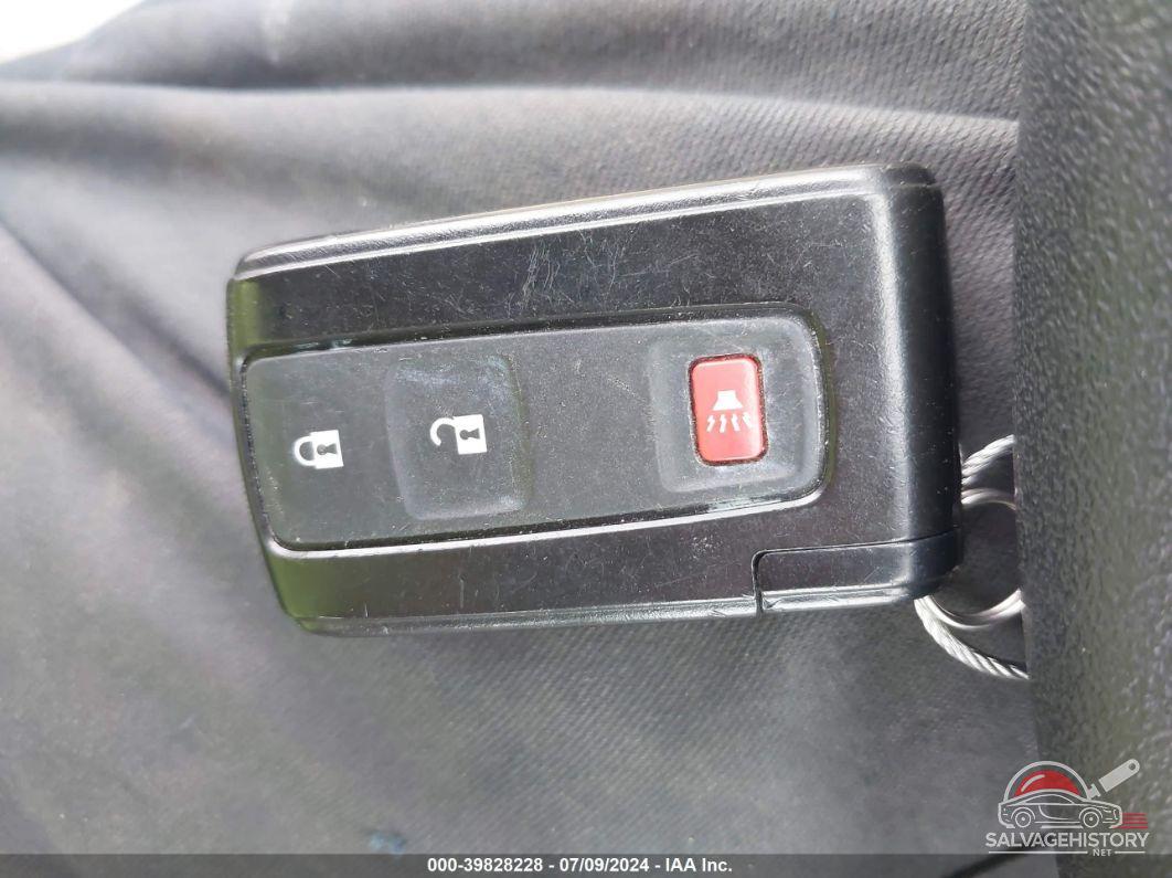 JTDKB20U953048300 2005 TOYOTA PRIUS photo no. 11