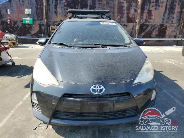 JTDKDTB33C1020151 2012 TOYOTA PRIUS photo no. 5