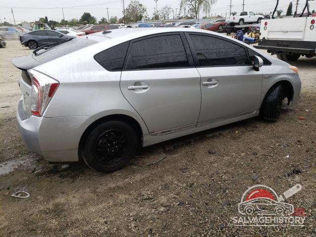 JTDKN3DUXC1578470 2012 TOYOTA PRIUS photo no. 3