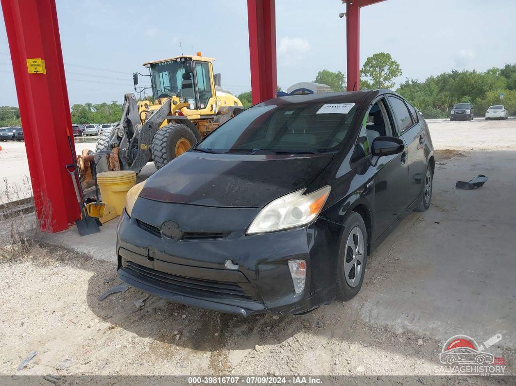 JTDKN3DU3D5567742 2013 TOYOTA PRIUS photo no. 2