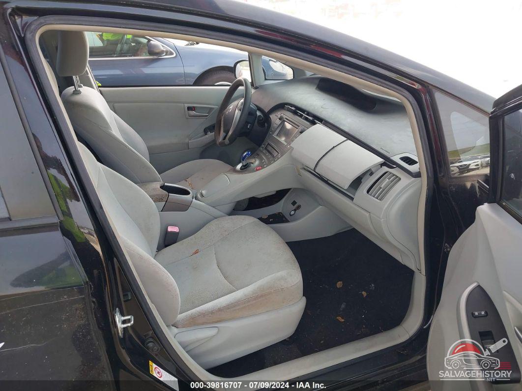 JTDKN3DU3D5567742 2013 TOYOTA PRIUS photo no. 5