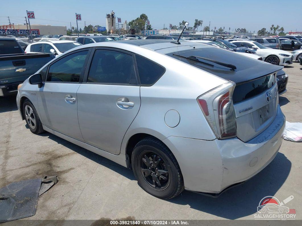 JTDKN3DUXD5593111 2013 TOYOTA PRIUS photo no. 3