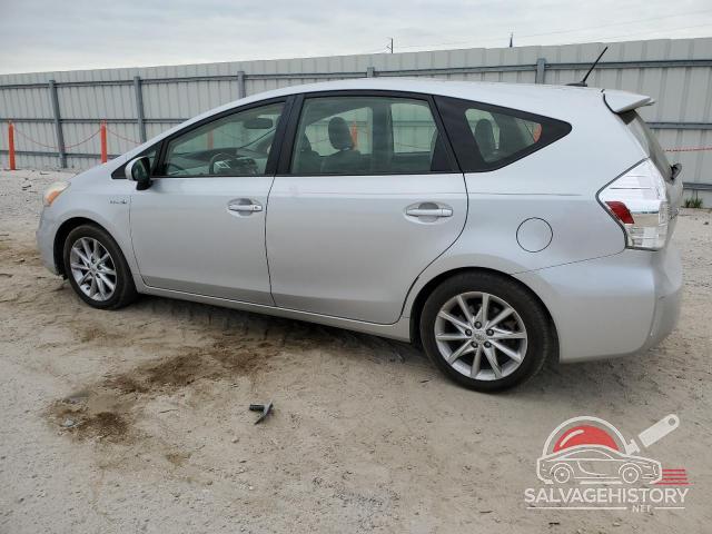 JTDZN3EU5D3213228 2013 TOYOTA PRIUS photo no. 2