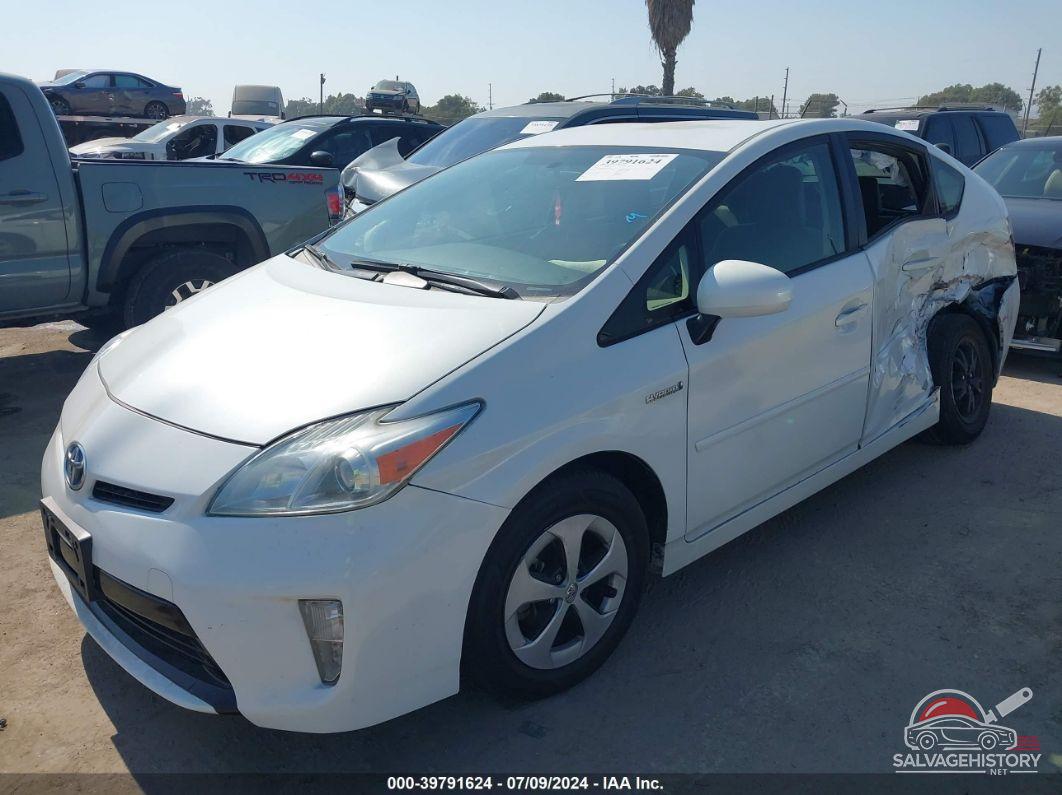 JTDKN3DU2E1752292 2014 TOYOTA PRIUS photo no. 2