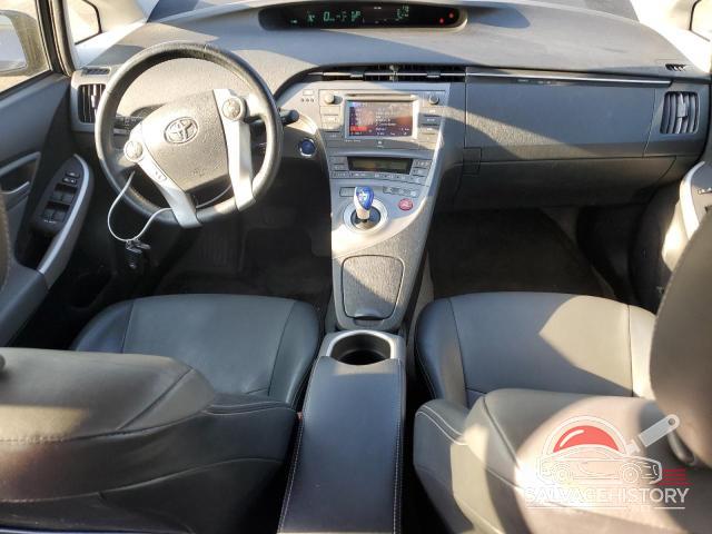 JTDKN3DU6E1835305 2014 TOYOTA PRIUS photo no. 8
