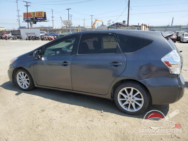 JTDZN3EU7E3357817 2014 TOYOTA PRIUS photo no. 2