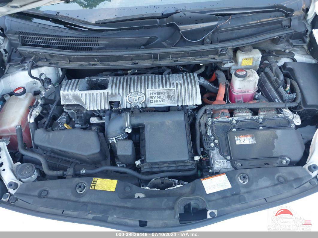 JTDKN3DU6F1940640 2015 TOYOTA PRIUS photo no. 10