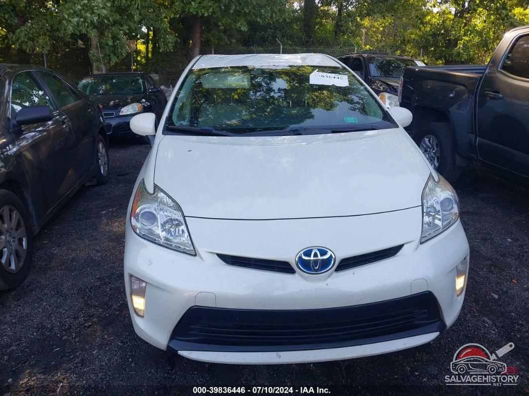 JTDKN3DU6F1940640 2015 TOYOTA PRIUS photo no. 6