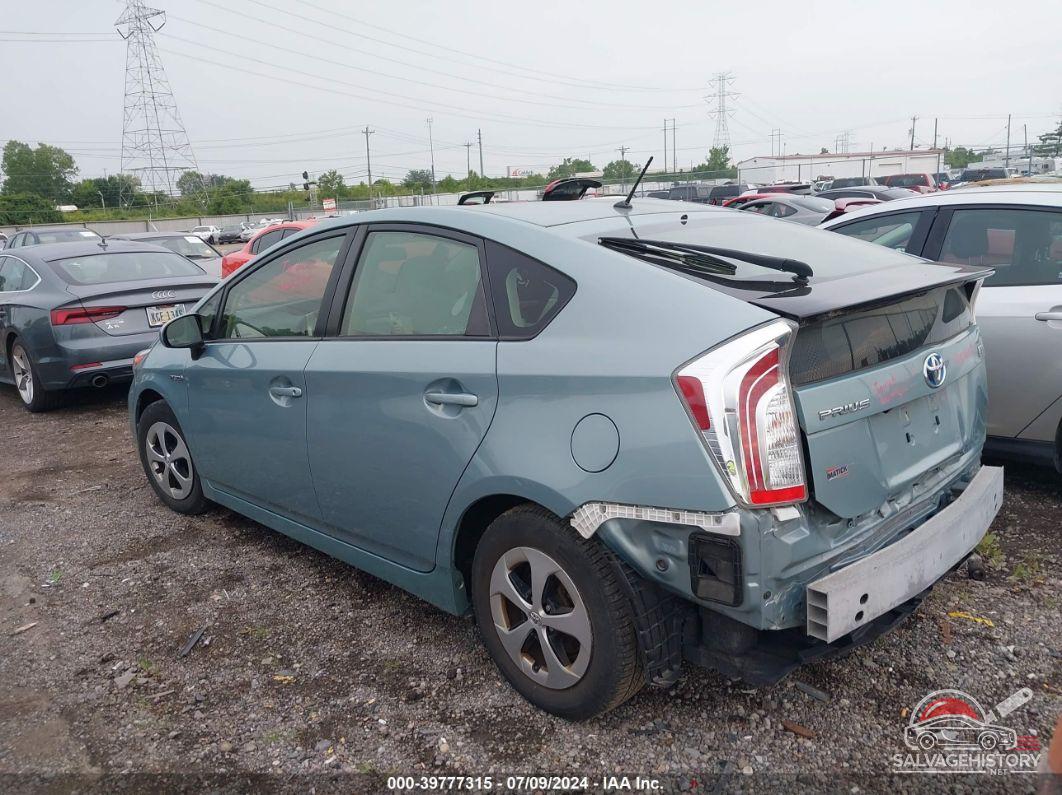 JTDKN3DU8F1883132 2015 TOYOTA PRIUS photo no. 3