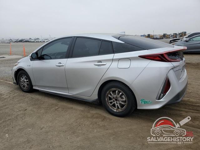 JTDKARFP8H3002698 2017 TOYOTA PRIUS photo no. 2