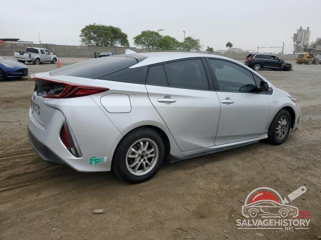 JTDKARFP8H3002698 2017 TOYOTA PRIUS photo no. 3