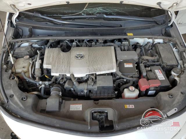 JTDKARFP5J3085321 2018 TOYOTA PRIUS photo no. 11