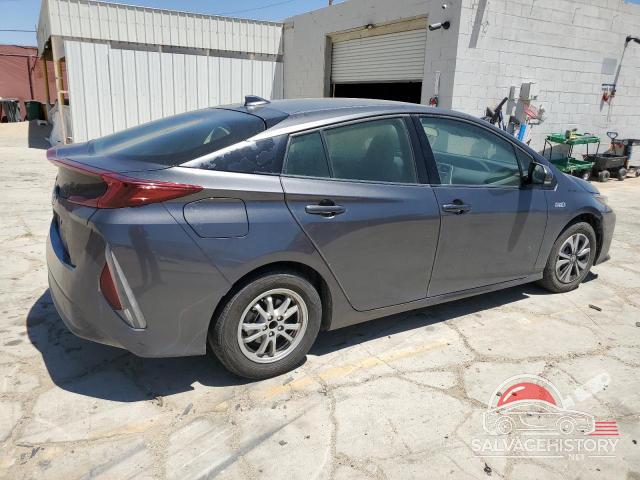 JTDKARFP9J3078629 2018 TOYOTA PRIUS photo no. 3