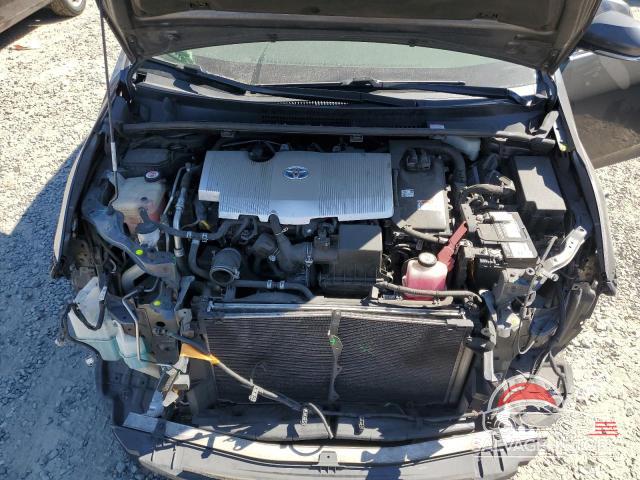 JTDKARFU1J3065945 2018 TOYOTA PRIUS photo no. 11