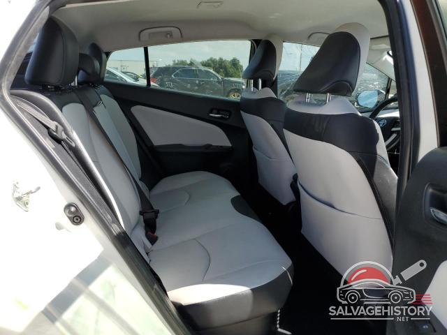 JTDKARFU7J3060166 2018 TOYOTA PRIUS photo no. 10