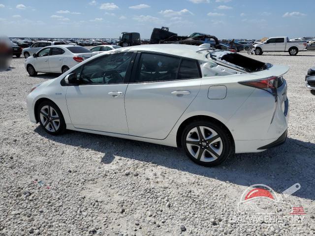 JTDKARFU7J3060166 2018 TOYOTA PRIUS photo no. 2