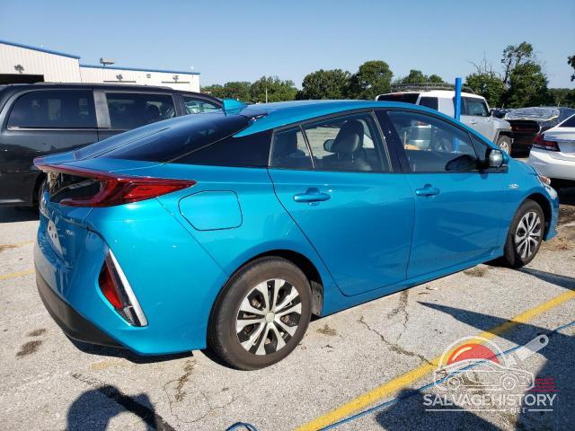 JTDKARFP3L3151545 2020 TOYOTA PRIUS photo no. 3