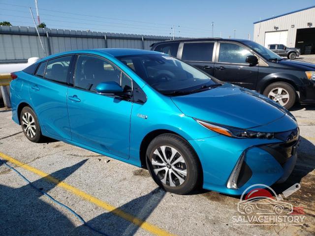 JTDKARFP3L3151545 2020 TOYOTA PRIUS photo no. 4