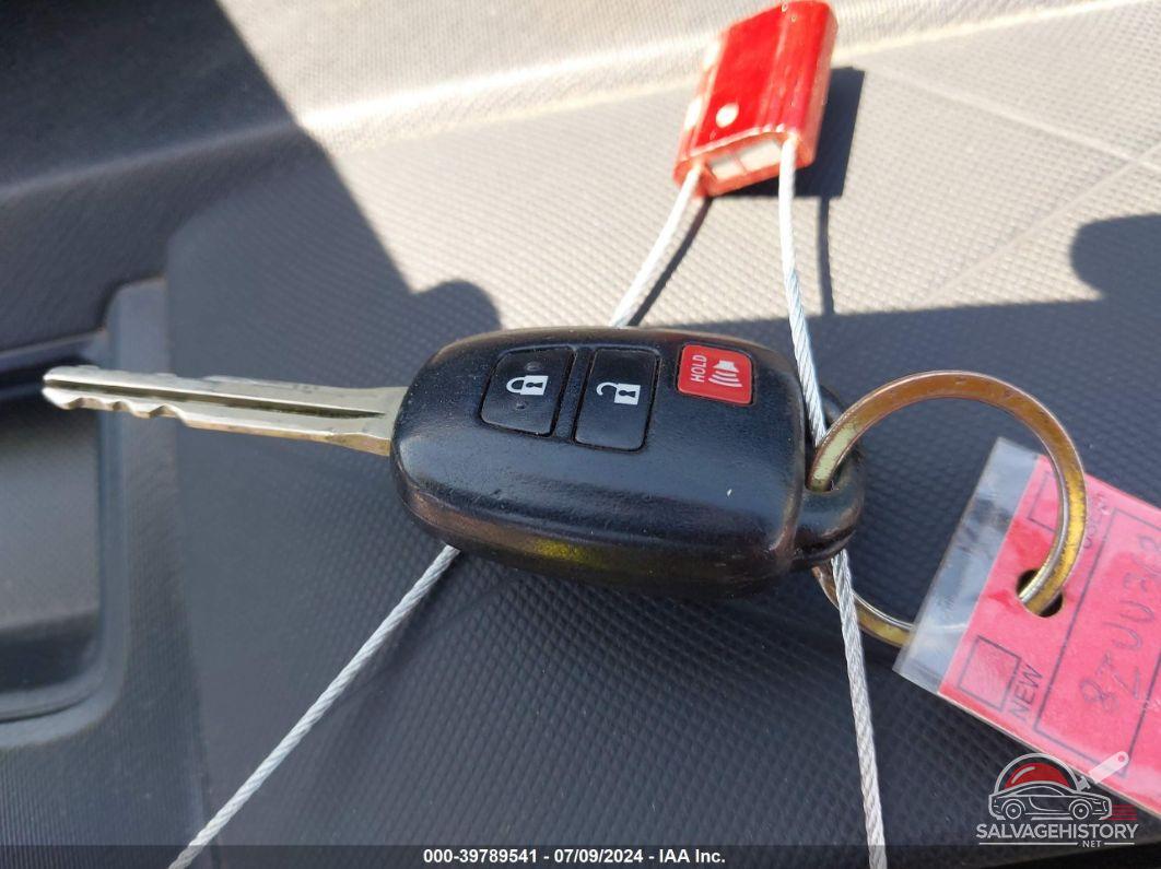 JTDKDTB37C1513086 2012 TOYOTA PRIUS C photo no. 11