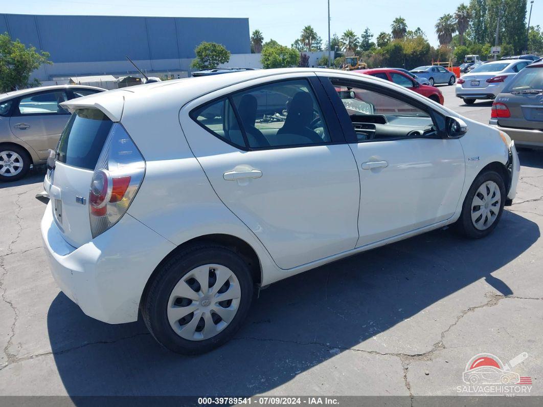 JTDKDTB37C1513086 2012 TOYOTA PRIUS C photo no. 4