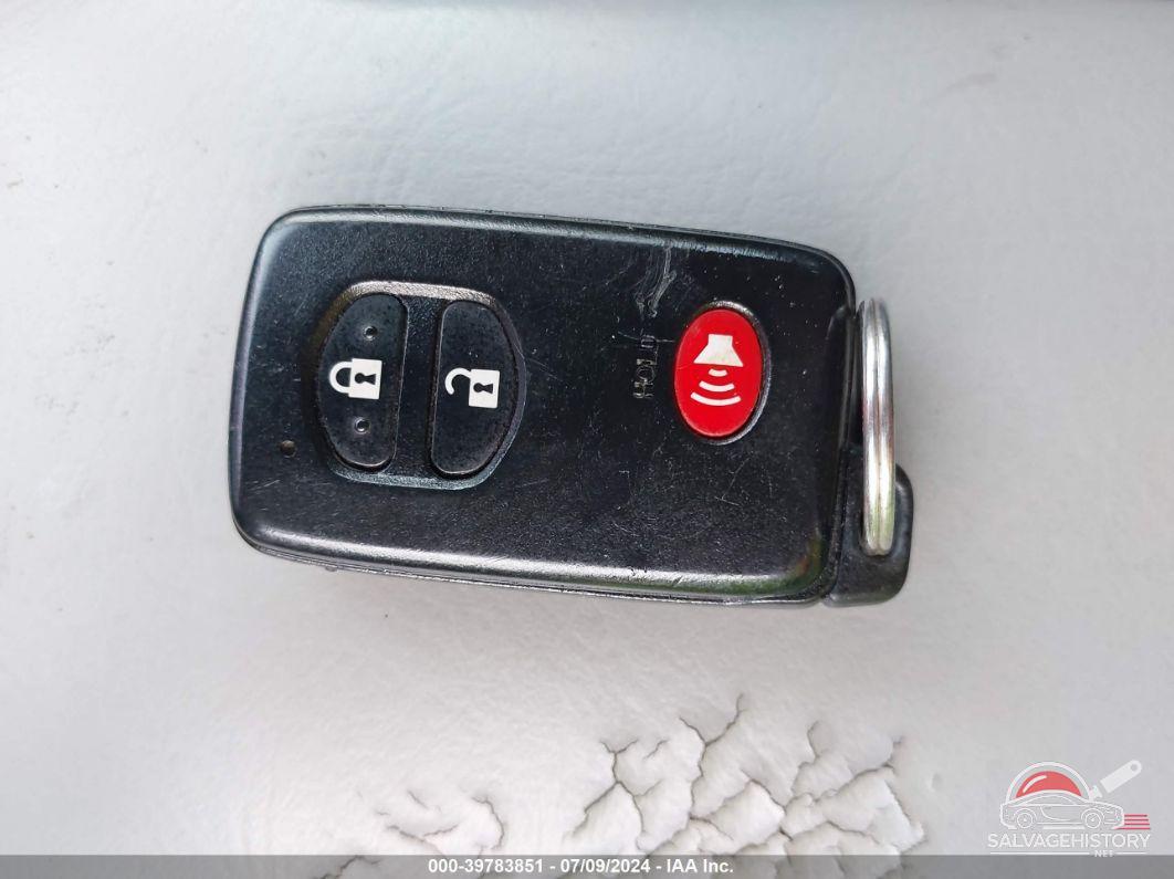 JTDZN3EU9D3215015 2013 TOYOTA PRIUS V photo no. 11